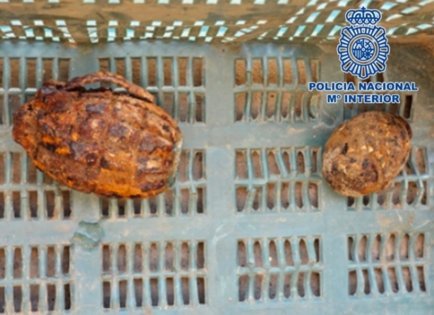 Granadas de mano recuperadas (POLICIA NACIONAL)