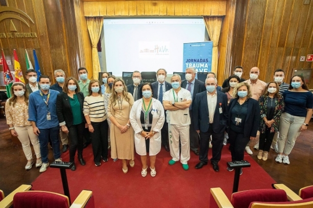 Hospital Virgen de las Nieves reúne a un centenar de expertos en la atención integral a traumas graves (JUNTA DE ANDALUCÍA) Hospital Virgen de las Nieves reúne a un centenar de expertos en la atención integral a traumas graves (JUNTA DE ANDALUCÍA)