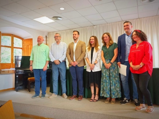 (AYUNTAMIENTO FUENTE VAQUEROS) 