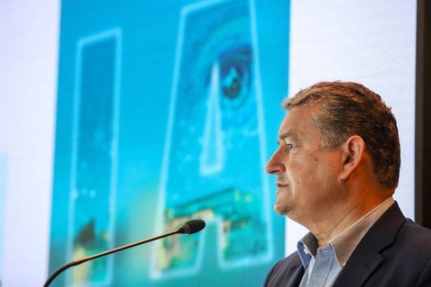 El consejero de la Presidencia, Interior, Diálogo Social y Simplificación Administrativa, Antonio Sanz (MARÍA JOSÉ LÓPEZ / EUROA PRESS)