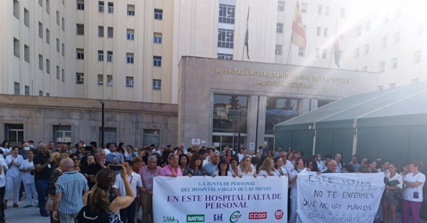 Concentración ante el Virgen de las Nieves )CCOO)