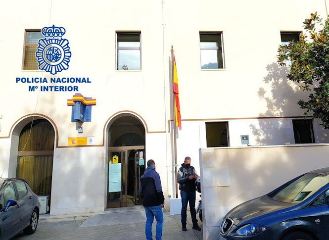 Comisaría de policía (POLICÍA NACIONAL)