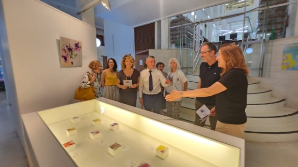 Imagen de la visita a la exposición (JUNTA) Imagen de la visita a la exposición (JUNTA)