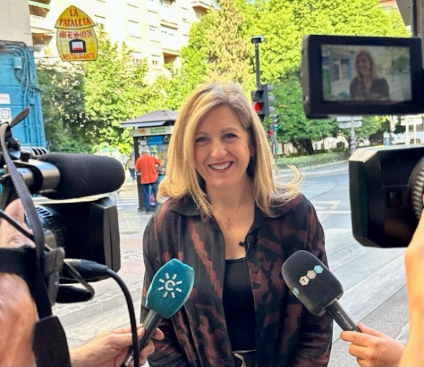 La portavoz del grupo municipal de Vox en el Ayuntamiento de Granada, Beatriz Sánchez Agustino (VOX)