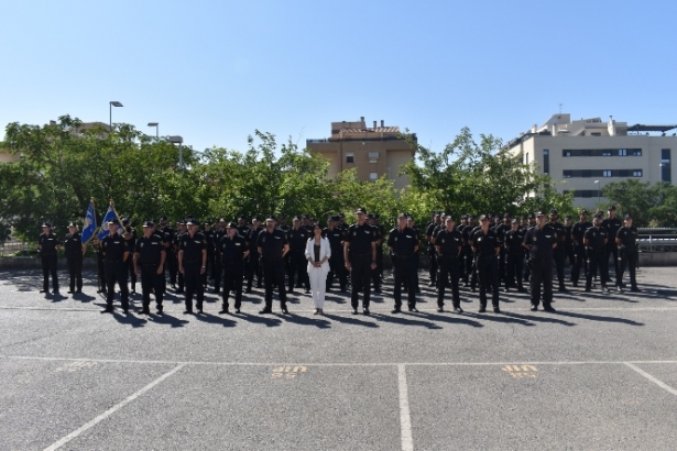 Recibimeinto a los nuevos policías en prácticas (POLICIA NACIONAL) Recibimeinto a los nuevos policías en prácticas (POLICIA NACIONAL)