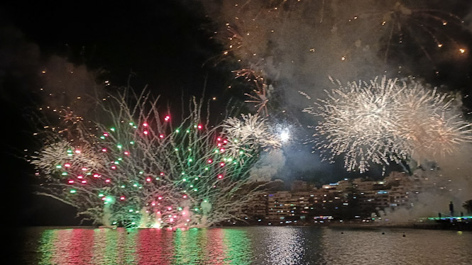 Castillo Piromusical (SYTO. ALMUÑÉCAR)