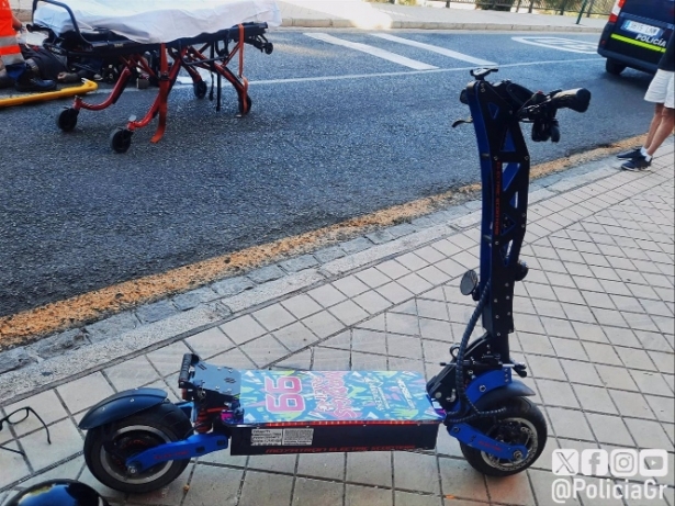 Patinete accidentado (PERFIL DE POLICÍA LOCAL EN LA RED SOCIAL `X`) 