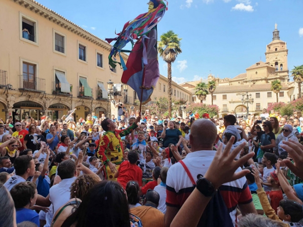 Cascamorras infantil (AYTO. GUADIX)