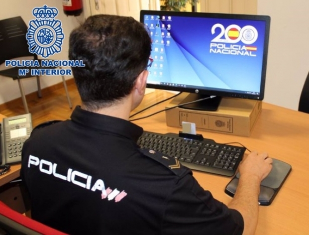 Agente de la Policía Nacional. Archivo (POLICÍA NACIONAL)