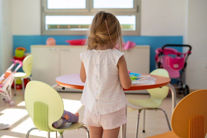 Una menor en el aula hospitalaria (JUNTA DE ANDALUCÍA)