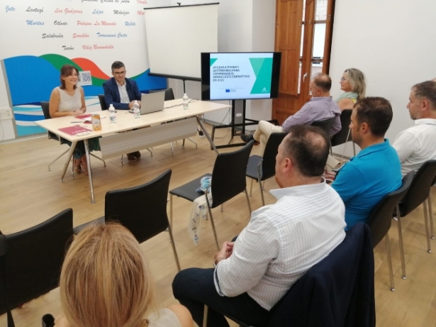 Visita a una de las empresas (JUNTA) Visita a una de las empresas (JUNTA)
