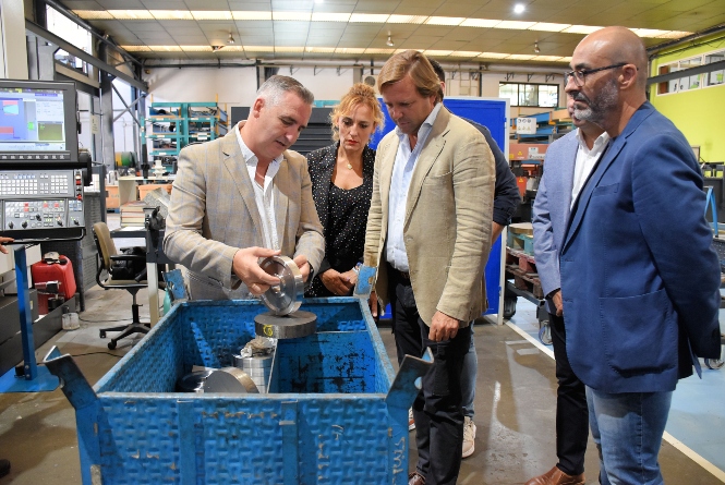 Imagen de la visita a Sima (AYTO. ALBOLOTE)