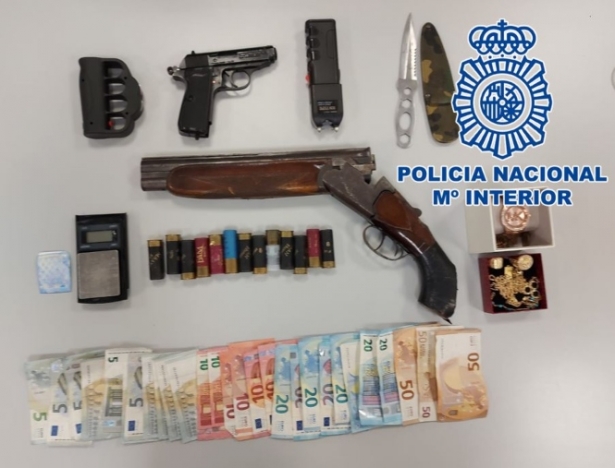 Efectos intervenidos (POLICIA NACIONAL) Efectos intervenidos (POLICIA NACIONAL)