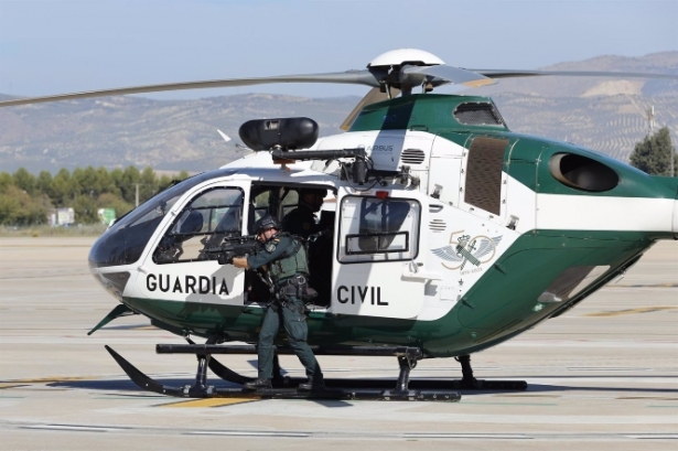 Helicóptero de la Guardia Civil (ÁLEX CÁMA / EUROPA PRESS) Helicóptero de la Guardia Civil (ÁLEX CÁMA / EUROPA PRESS)