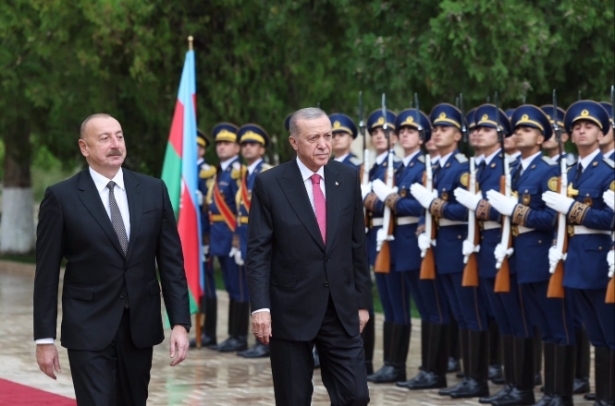 El presidente de Turquía, Recep Tayyip Erdogan, recibe al presidente de Azerbaiyán, Ilham Aliyev (RECEP TAYYIP ERDOGAN OFFICE /APA / DPA) 