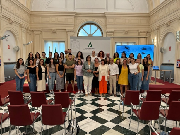 Foto de familia tras el recibimiento (JUNTA) Foto de familia tras el recibimiento (JUNTA)