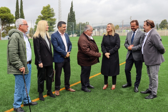 Imagen de la visita al Polideprotivo del Parque Nueva Granada (CRISTIAN FERNÁNDEZ)