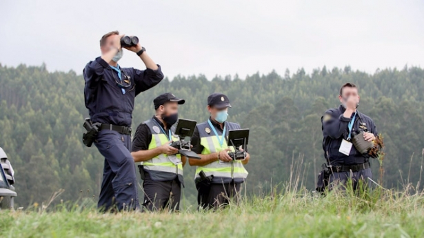 (POLICÍA NACIONAL) (POLICÍA NACIONAL)
