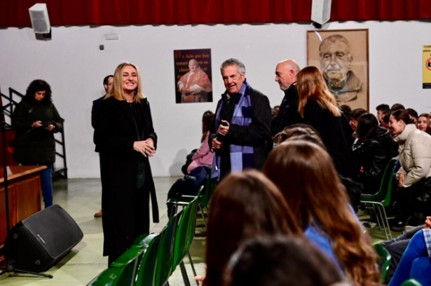 Visita al Colegio Juan XXIII (AYTO. GRANADA)