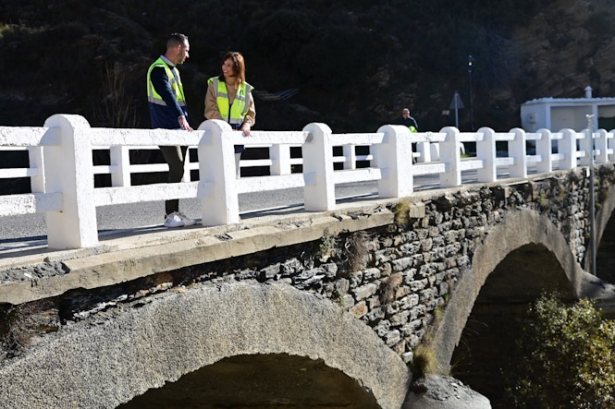 Visita a uno de los puentes (JUNTA) Visita a uno de los puentes (JUNTA)