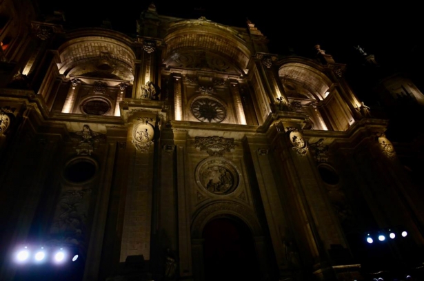 Nueva iluminación exterior de la catedral (AYTO. GRANADA)