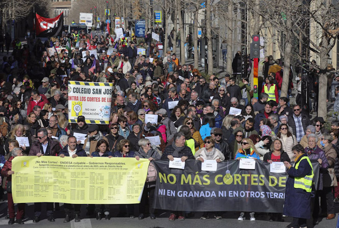 Imagen de archivo de una manifestación contra los cortes de luz (PODEMOS)