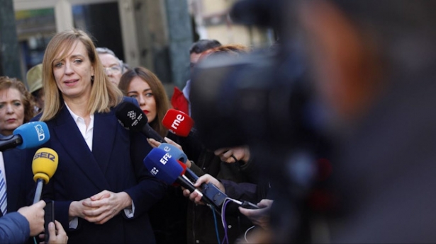 La exalcaldesa de Maracena, Berta Linares, atiende a los medios tras el archivo de las actuaciones contra ella en el caso del secuestro de una concejal (ÁLEX CÁMARA-EUROPA PRESS)