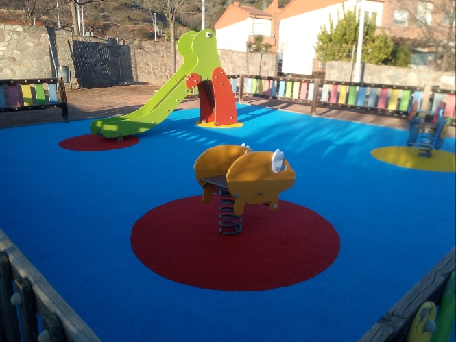 Parque infantil de la capital (AYTO. GRANADA) 
