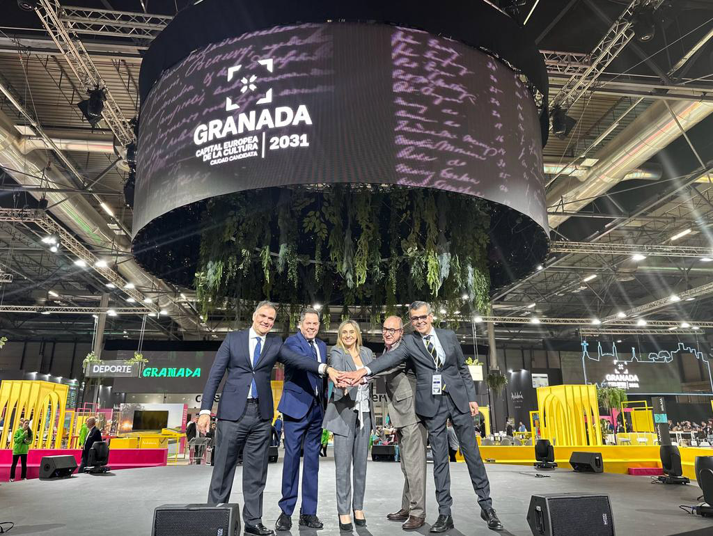 Presentación de la nueva oficina turística (AYTO. GRANADA)