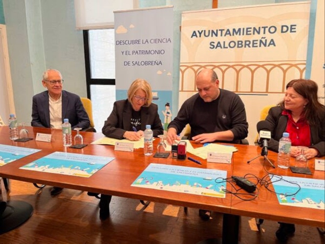 Firma de acuerdo entre Fundación Descubre y Ayuntamiento de Salobreña (FUNDACIÓN DESCUBRE) 