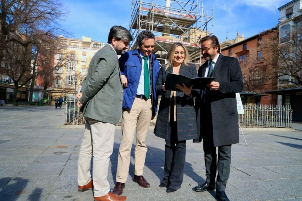 Visita a la fuente de la Plaza Birrambla (AYTO. GRANADA)