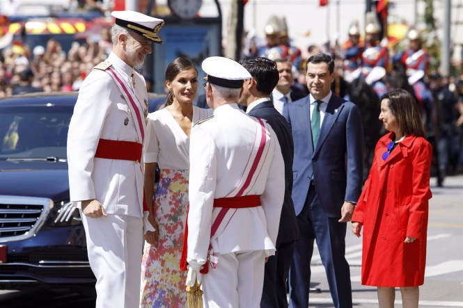 Los Reyes presidieron el desfile de Día de las Fuerzas Armadas el pasado 3 de junio de 2023 en Granada (ÁLEX CÁMARA / EUROPA PRESS)