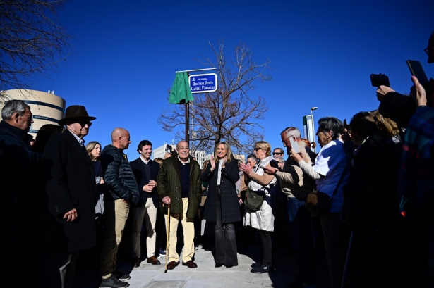 Inauguración de la calle dedicada a Jesús Candel (AUTO. GRANADA)