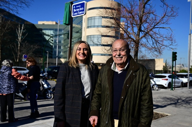 Inauguración de la calle dedicada a Jesús Candel (AUTO. GRANADA)