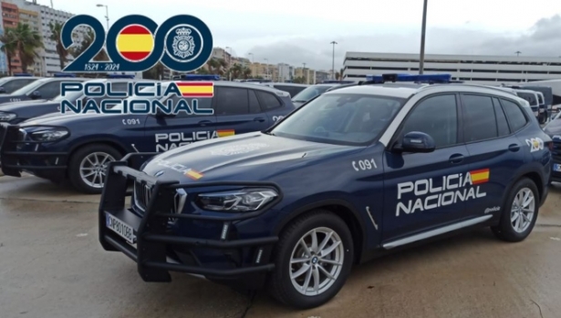 Vehículos policiales (POLiCÍA NACIONAL) Vehículos policiales (POLiCÍA NACIONAL)
