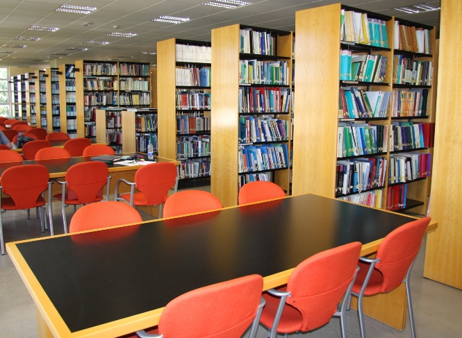 Biblioteca de la Escuela Andaluza de Salud Pública (EASP)