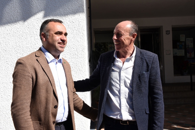 El presidente de la Diputación de Granada, Francis Rodríguez, y el alcalde de Otívar, Francisco Robles - (DIPUTACIÓN) 