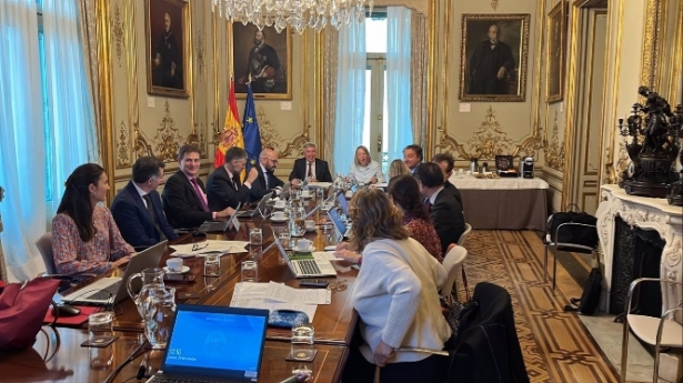 Reunión de Acuaes, en imagen de archivo (SUBDELEGACIÓN DEL GOBIERNO EN GRANADA) 