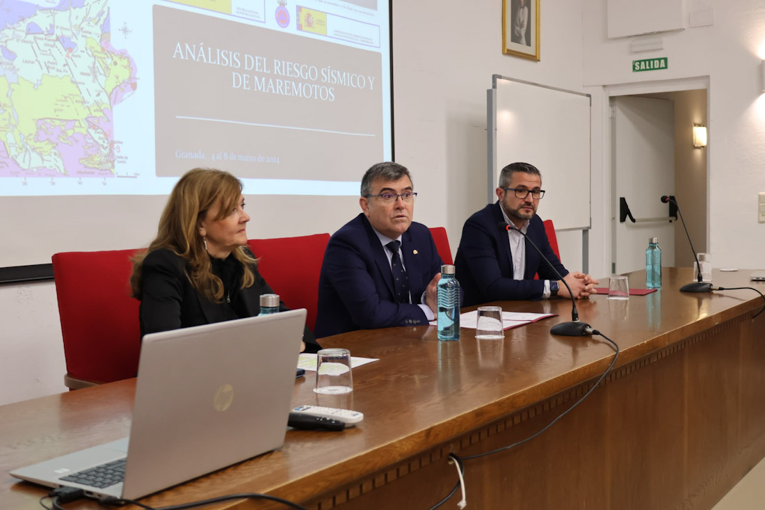 Inauguración del curso sobre “Análisis de riesgos sísmicos y maremotos” (SUBDELEGACIÓN)