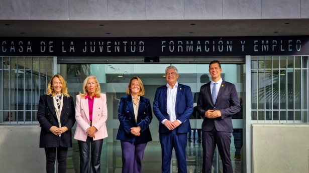 Visita a la nueva Casa de la Juventud y Formación y Empleo (AYTO. MOTRIL)