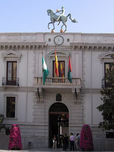 Fachada del ayuntamiento de Granada (AYTO. GRANADA)