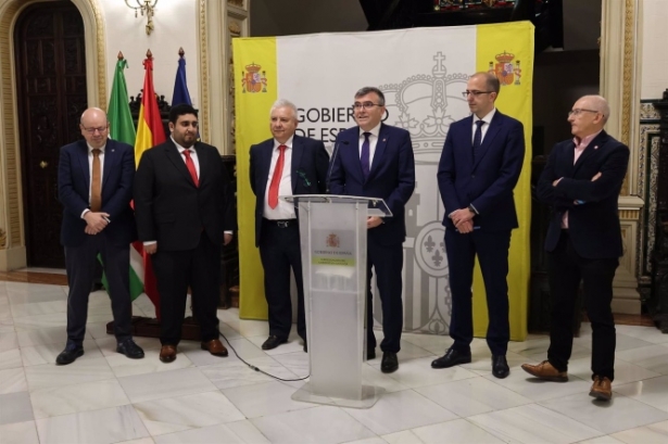 Rueda de prensa del subdelegado del Gobierno en Granada sobre la sede europea de ADIA Lab en Granada. (SUBDELEGACIÓN DEL GOBIERNO EN GRANADA)