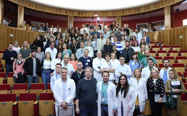 Oferta para especialistas internos residentes en el Virgen de las Nieves (HOSPITAL VIRGEN DE LAS NIEVES) Oferta para especialistas internos residentes en el Virgen de las Nieves (HOSPITAL VIRGEN DE LAS NIEVES)