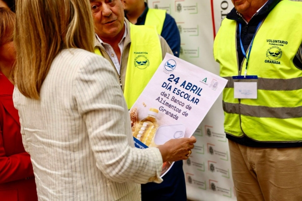 Presentación del programa de recogida de productos no perecederos (AYTO. GRANADA)