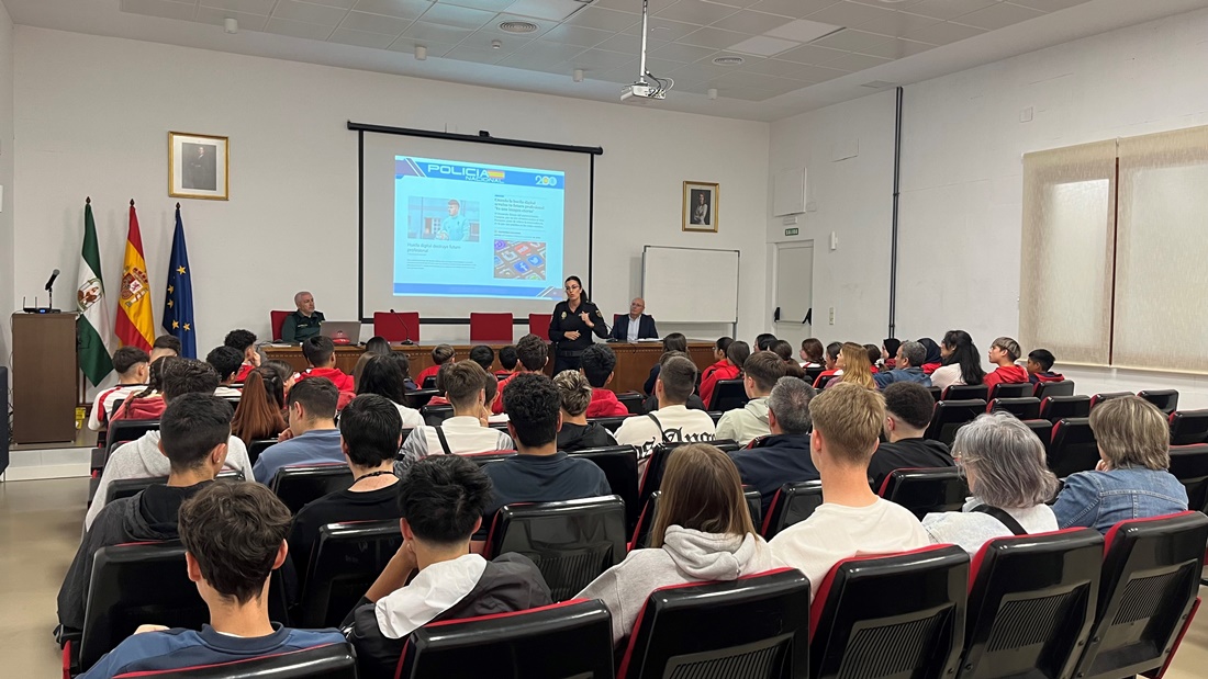 Imagen de la charla (SUBDELEGACIÓN)