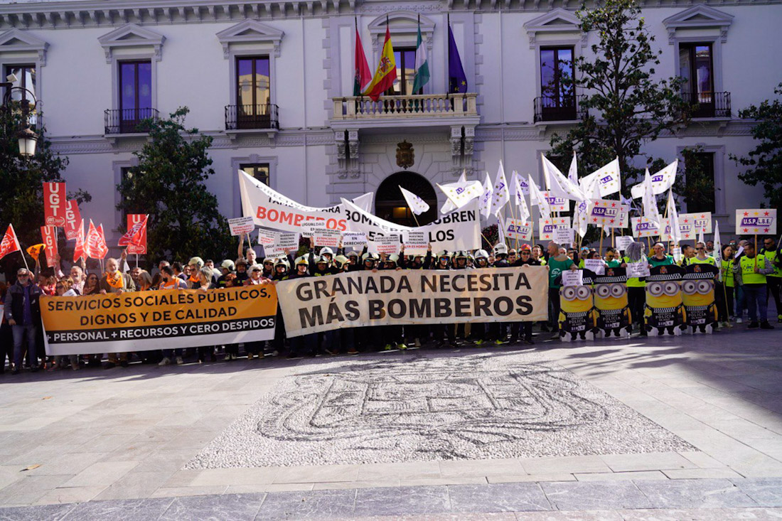 Protestas ante la Plaza del Carmen (PSOE) 