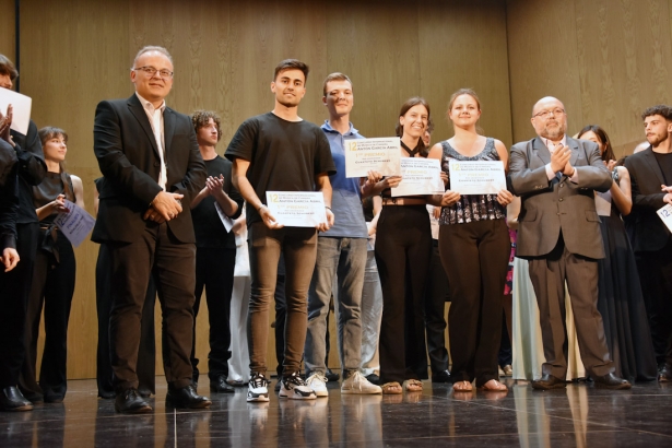 (AYTO. BAZA) (AYTO. BAZA)