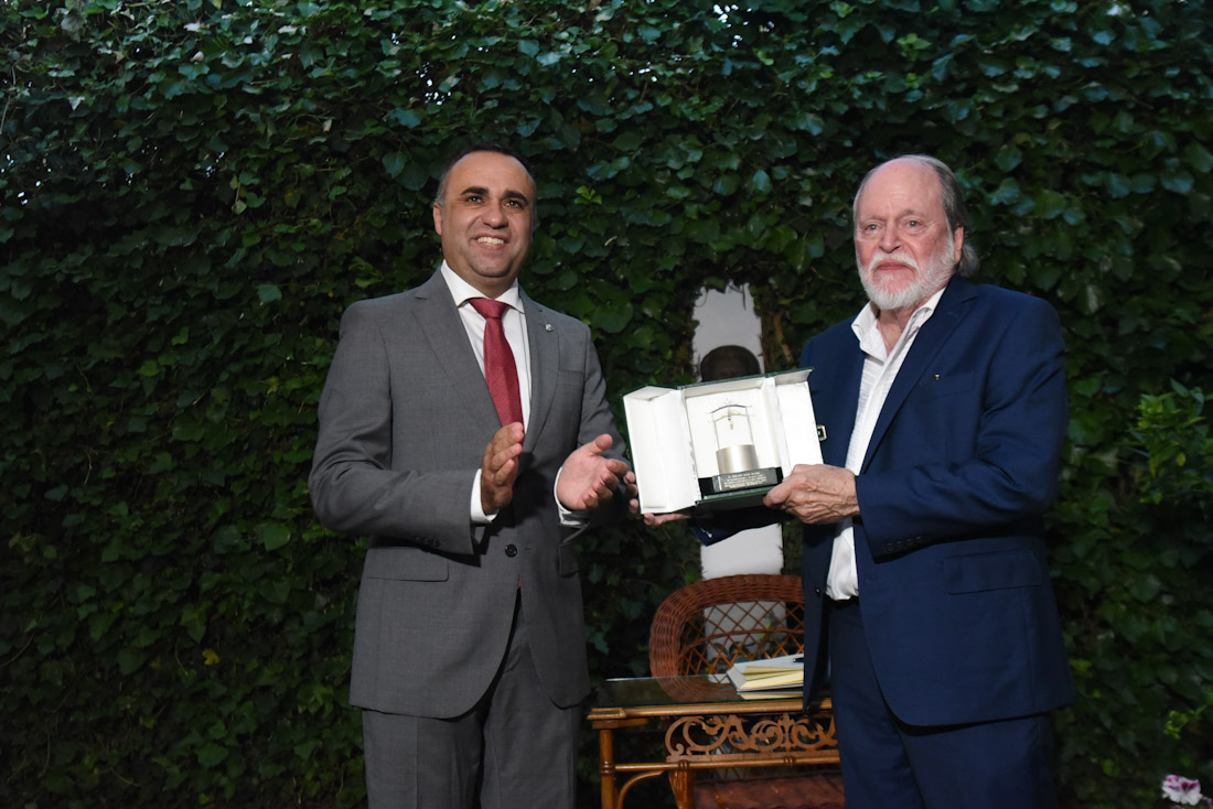 Entrega del pozo de plata (DIPGRA)