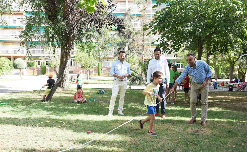 Visita a la escuela de verano (DIPGRA)