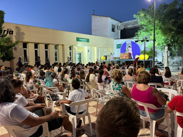 (AYUNTAMIENTO HUÉTOR TÁJAR) (AYUNTAMIENTO HUÉTOR TÁJAR)